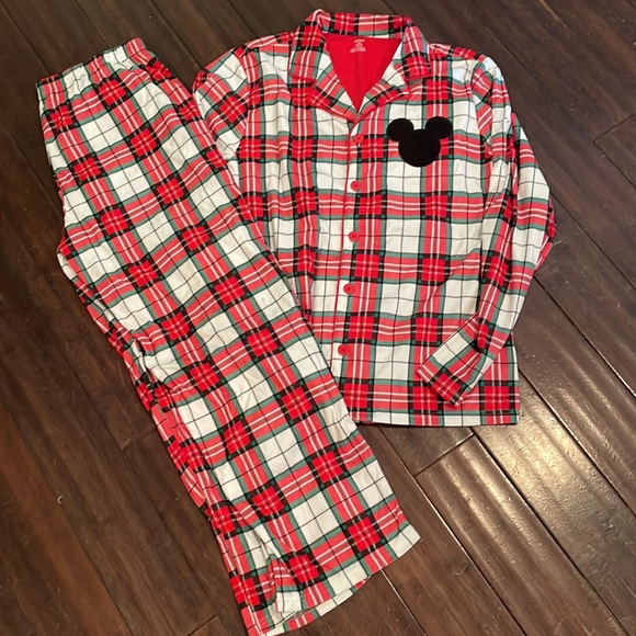 Disney Family Christmas Pjs - Picture 6 of 6